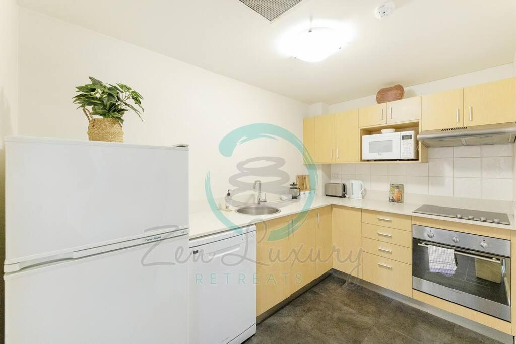 Zen88 Esplanade: 3-Br Luxury Suite Near Waterfront Darwin Buitenkant foto